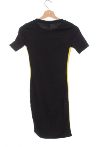 Рокля H&M Divided, Размер XS, Цвят Многоцветен, Цена 29,99 лв.