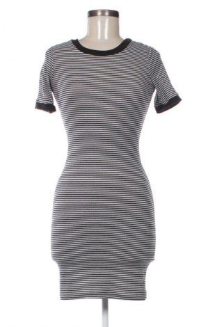Šaty  H&M Divided, Veľkosť S, Farba Viacfarebná, Cena  15,20 €