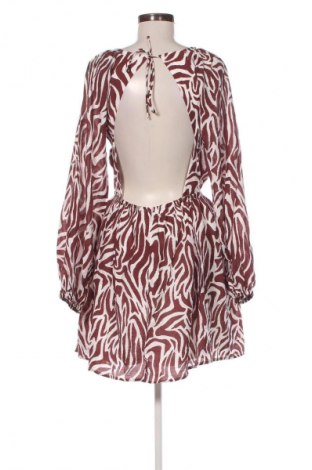 Рокля H&M Divided, Размер M, Цвят Многоцветен, Цена 54,15 лв.