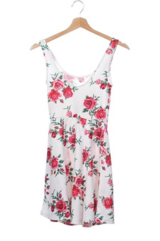 Рокля H&M Divided, Размер XXS, Цвят Многоцветен, Цена 28,38 лв.