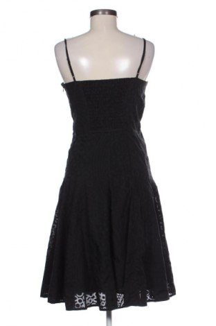 Φόρεμα In Wear, Μέγεθος M, Χρώμα Μαύρο, Τιμή 43,76 €