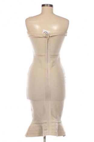 Kleid Layers, Größe L, Farbe Beige, Preis € 31,68