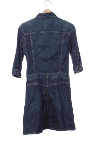Рокля Levi's, Размер S, Цвят Син, Цена 82,99 лв.