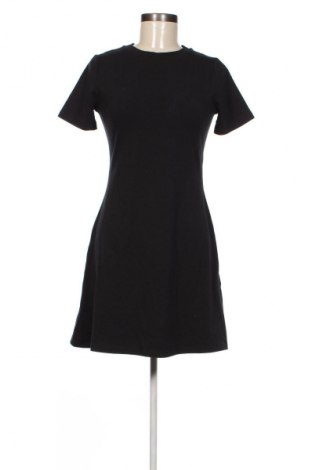 Рокля Max Mara Leisure, Размер S, Цвят Черен, Цена 384,99 лв.