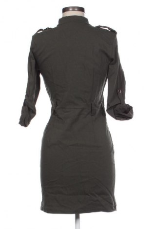 Kleid NEW COLLECTION, Größe S, Farbe Grün, Preis € 17,92