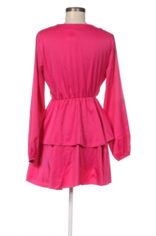 Рокля NEW COLLECTION, Размер M, Цвят Розов, Цена 48,99 лв.
