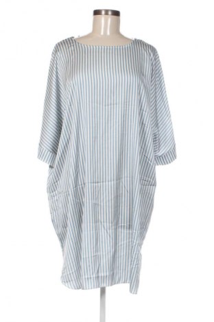 Kleid NEW COLLECTION, Größe XXL, Farbe Mehrfarbig, Preis 33,99 €