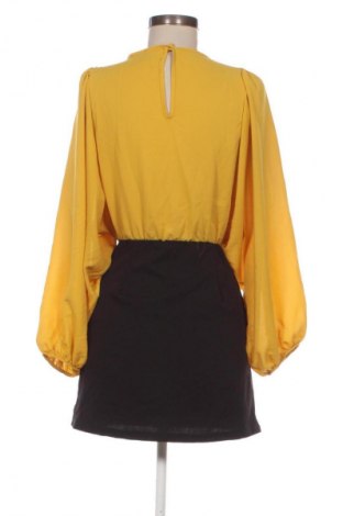 Kleid Pittarello, Größe M, Farbe Mehrfarbig, Preis € 20,99