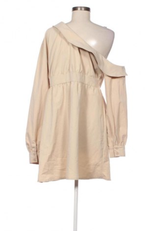 Kleid Pretty Little Thing, Größe XL, Farbe Beige, Preis € 47,11