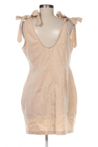 Φόρεμα Pretty Little Thing, Μέγεθος L, Χρώμα  Μπέζ, Τιμή 25,37 €