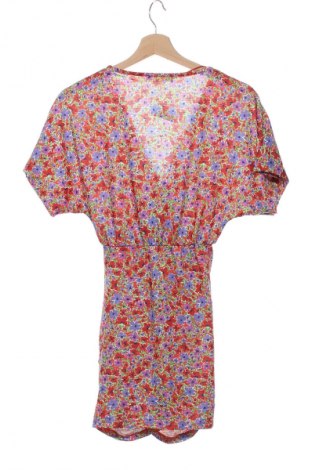 Šaty  Pull&Bear, Velikost XS, Barva Vícebarevné, Cena  469,00 Kč