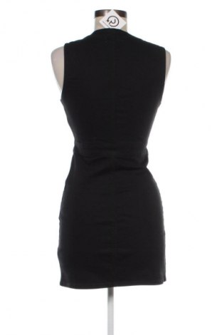 Rochie Pull&Bear, Mărime M, Culoare Negru, Preț 122,45 Lei