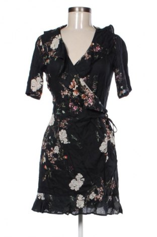 Φόρεμα Pull&Bear, Μέγεθος M, Χρώμα Πολύχρωμο, Τιμή 15,00 €