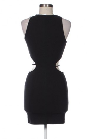 Φόρεμα Pull&Bear, Μέγεθος S, Χρώμα Μαύρο, Τιμή 13,30 €