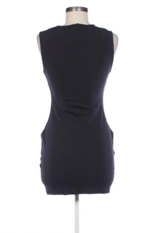 Kleid Pull&Bear, Größe M, Farbe Schwarz, Preis € 14,96
