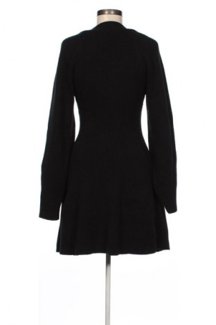 Kleid River Island, Größe M, Farbe Schwarz, Preis 74,99 €