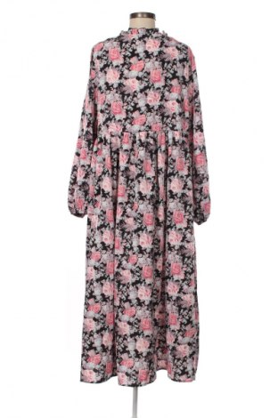 Φόρεμα SHEIN, Μέγεθος XL, Χρώμα Πολύχρωμο, Τιμή 18,99 €