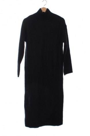 Sukienka Selected Femme, Rozmiar XS, Kolor Czarny, Cena 614,99 zł