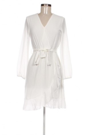 Kleid Sisters Point, Größe S, Farbe Weiß, Preis € 88,99