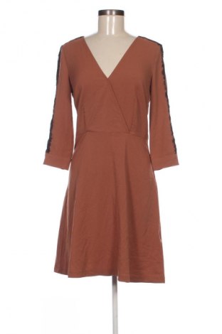 Kleid Sora, Größe M, Farbe Braun, Preis € 20,99