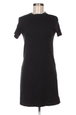 Rochie Stradivarius, Mărime S, Culoare Negru, Preț 93,99 Lei