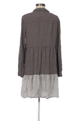 Рокля Superdry, Размер L, Цвят Многоцветен, Цена 48,99 лв.