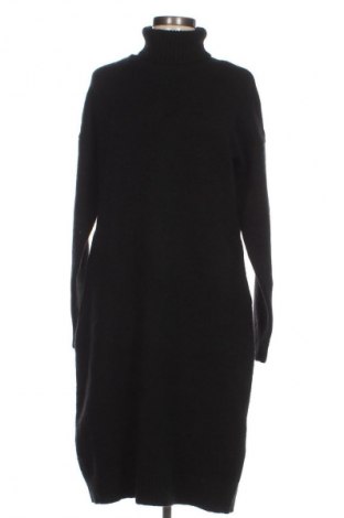 Kleid Superdry, Größe M, Farbe Schwarz, Preis 55,34 €