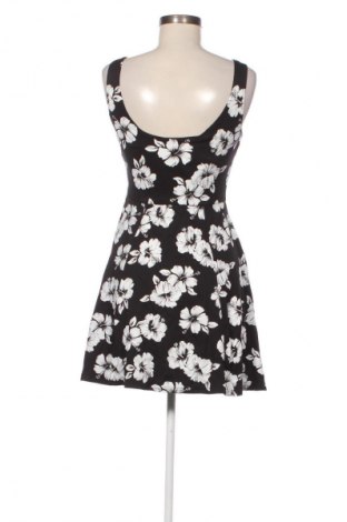 Φόρεμα Takko Fashion, Μέγεθος S, Χρώμα Πολύχρωμο, Τιμή 18,99 €