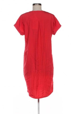 Φόρεμα Tatuum, Μέγεθος S, Χρώμα Κόκκινο, Τιμή 122,99 €