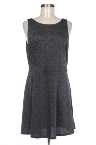 Sukienka H&M, Rozmiar M, Kolor Czarny, Cena 66,67 zł