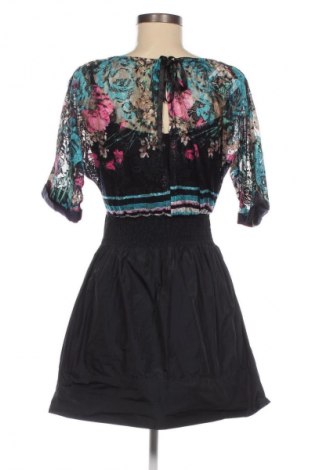 Kleid Unbranded, Größe M, Farbe Mehrfarbig, Preis € 14,83