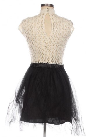 Kleid Unbranded, Größe M, Farbe Mehrfarbig, Preis € 14,83
