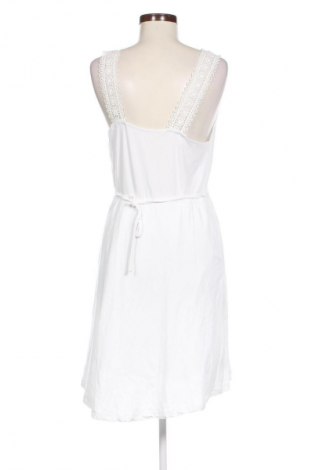 Ruha Unbranded, Méret L, Szín Fehér, Ár 6 056 Ft