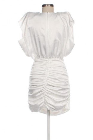 Ruha Unbranded, Méret M, Szín Fehér, Ár 12 383 Ft
