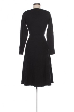 Ruha Unbranded, Méret M, Szín Fekete, Ár 6 259 Ft