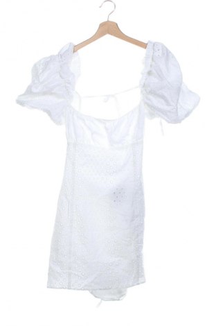 Ruha Unbranded, Méret M, Szín Fehér, Ár 9 737 Ft
