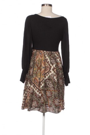 Φόρεμα Unbranded, Μέγεθος S, Χρώμα Πολύχρωμο, Τιμή 18,99 €
