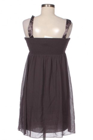 Kleid United Colors Of Benetton, Größe S, Farbe Grau, Preis 33,99 €
