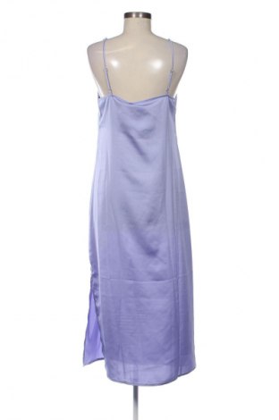 Kleid VILA, Größe M, Farbe Lila, Preis € 18,99