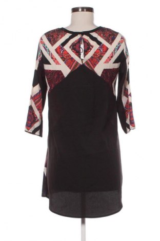 Kleid Vero Moda, Größe S, Farbe Mehrfarbig, Preis 18,99 €