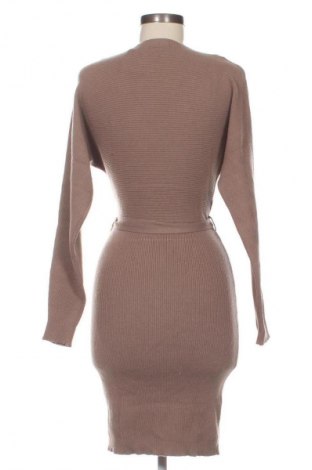 Рокля Vero Moda, Размер S, Цвят Кафяв, Цена 62,99 лв.