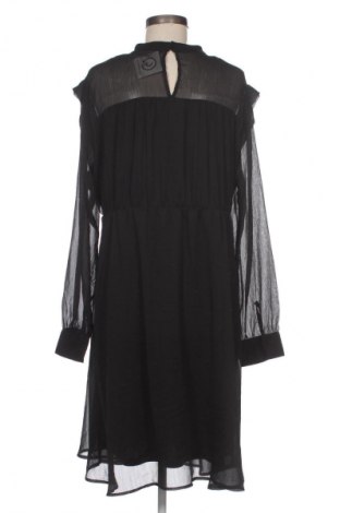 Рокля Vero Moda, Размер XXL, Цвят Черен, Цена 27,99 лв.