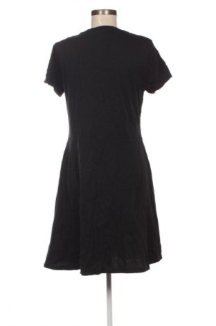 Šaty  Vero Moda, Veľkosť XL, Farba Čierna, Cena  15,95 €