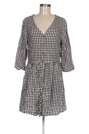 Kleid Yessica, Größe M, Farbe Mehrfarbig, Preis 33,99 €