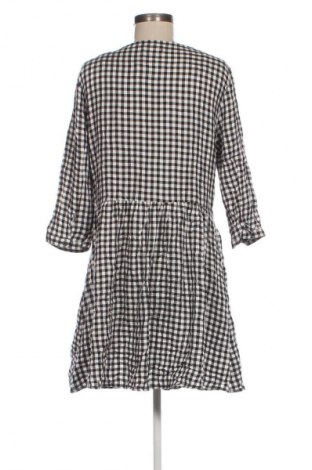 Kleid Yessica, Größe M, Farbe Mehrfarbig, Preis 33,99 €