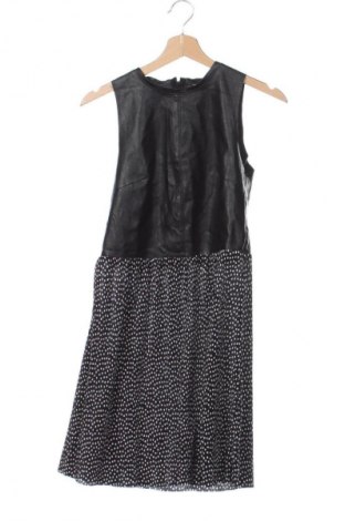 Rochie Zara, Mărime S, Culoare Negru, Preț 88,99 Lei