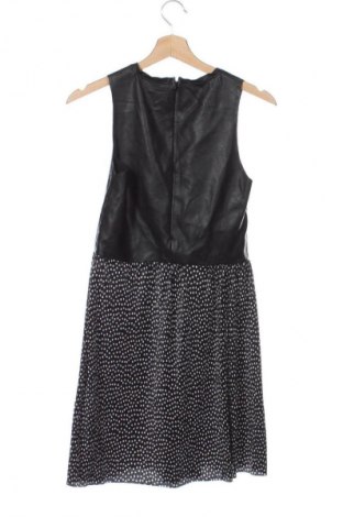 Rochie Zara, Mărime S, Culoare Negru, Preț 88,99 Lei