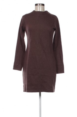 Рокля Zara, Размер L, Цвят Кафяв, Цена 31,99 лв.