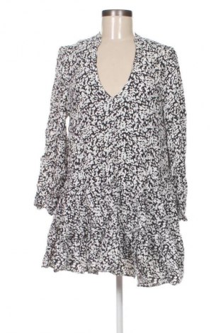 Kleid Zara, Größe M, Farbe Mehrfarbig, Preis 18,99 €