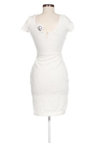 Φόρεμα Zara Trafaluc, Μέγεθος L, Χρώμα Λευκό, Τιμή 17,99 €